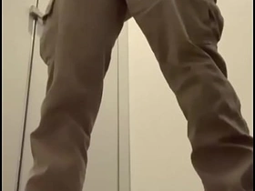 和式トイレで立ちオナ射精 korean teen gay porn