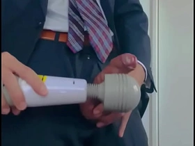 スーツで淫語オナニー chinese gay porn in car