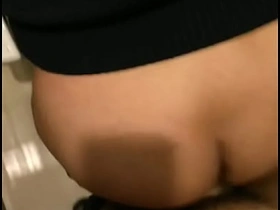 學校廁所被日本大屌操 asian gay porn gif