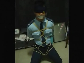 捆绑玩弄警察 asian gay masturbation porn